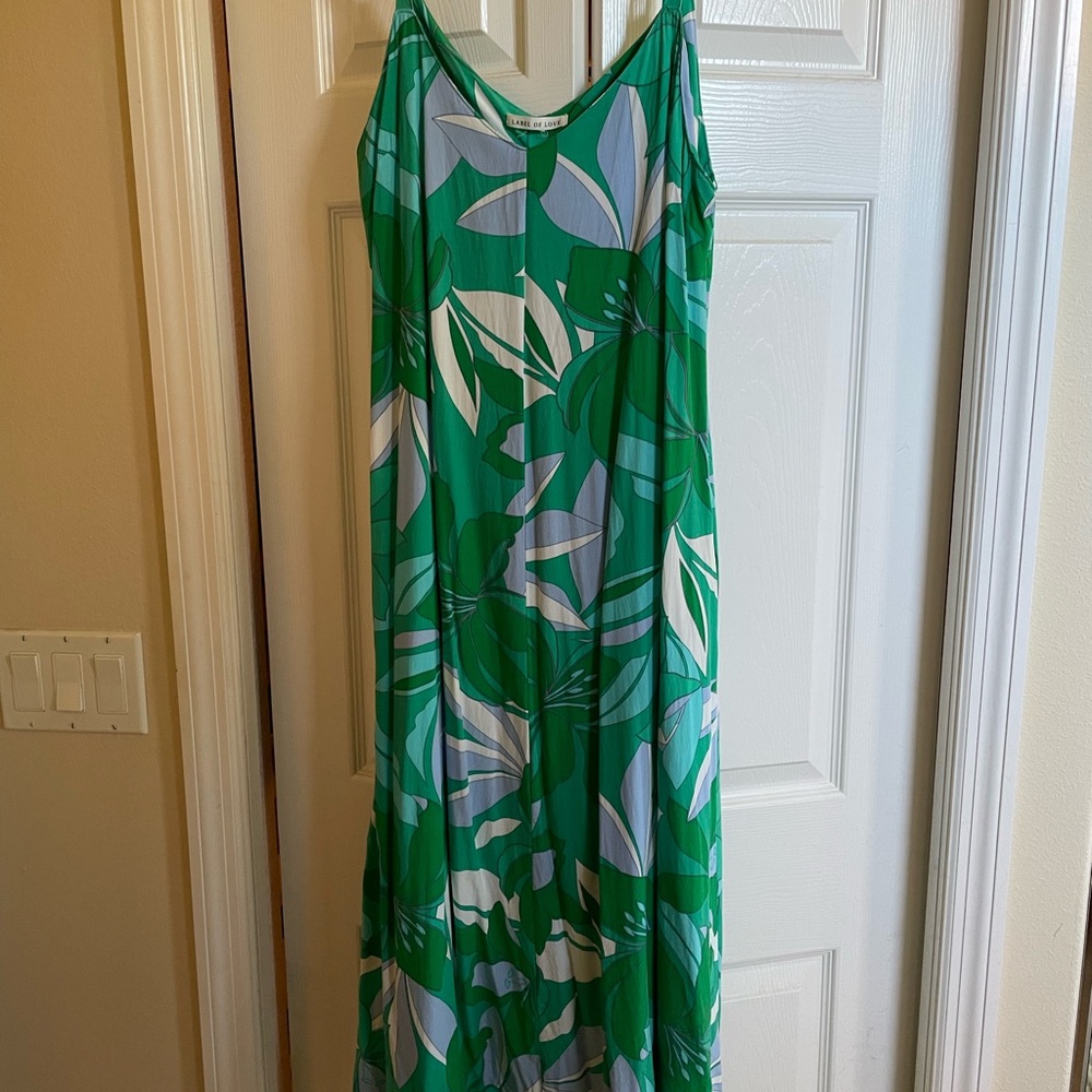 Green Leaf Print Maxi Dress